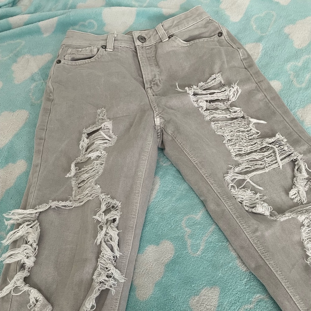 Baggy Grey Ripped Jeans - image 1